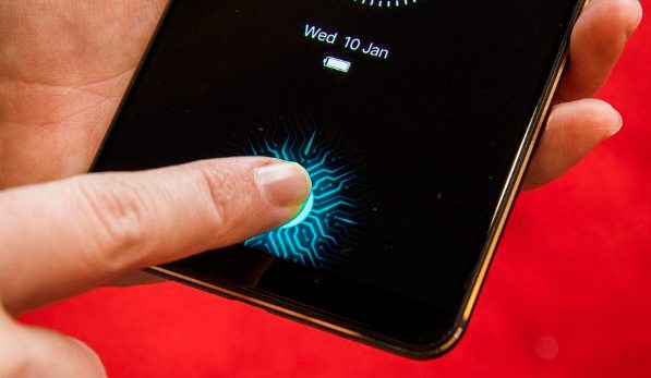 Технология будущего − сканер отпечатков пальцев Clear ID