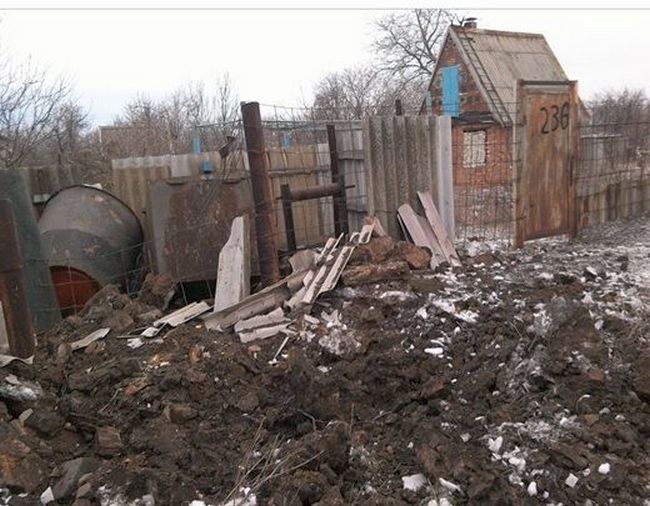 АТО: последствия обстрела Авдеевки из минометов (фото)