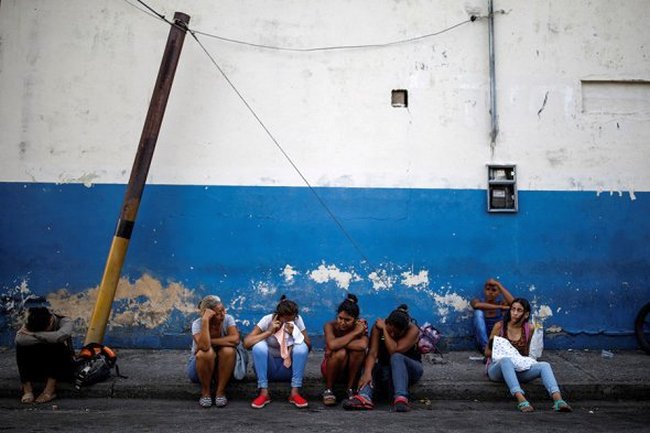 Срочная новость! В Венесуэле во время бунта погибли десятки заключенных и посетителей (фото)
