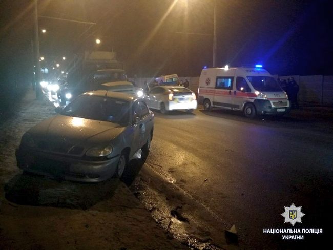 Ужасное ДТП на Алексеевском мосту с участием скорой помощи: тела выбросило на 25 метров (фото) 