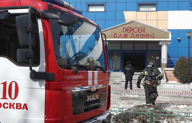 Пожар в детском торговом центре в Москве: есть погибший и пострадавшие (фото, видео)