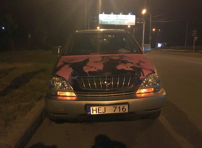 В Харькове поймали пьяной за рулем скандальную девушку-автоблогера (фото, видео)