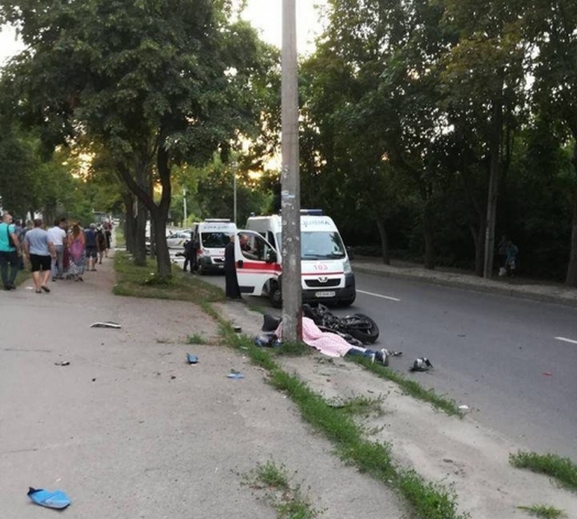 Ужасное ДТП на улице Мира в Харькове: погибли 2 мотоциклиста (фото, видео)