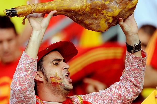 Важные традиции испанского футбола: суеверия и ритуалы игроков, болельщиков