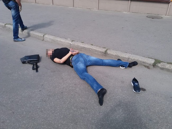 Стрельба возле супермаркета Рост на Плехановской: спецназ застрелил участника АТО-рэкетира (фото, видео)