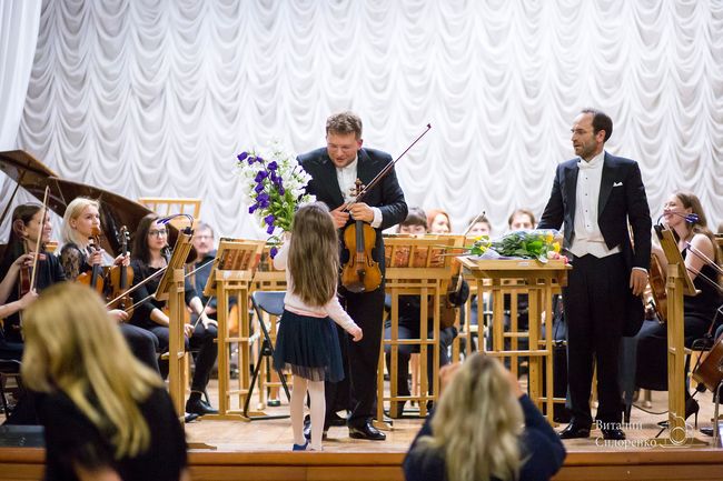 Один из лучших скрипачей мира Валерий Соколов  вновь выступит в родном Харькове с новой программой