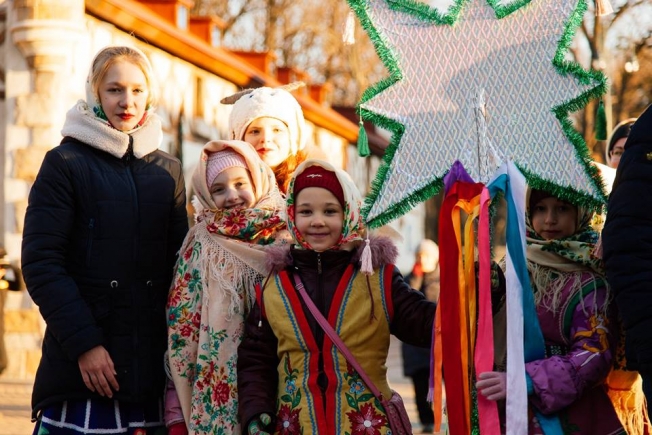 30 міст та сіл України та 5 країн приєдналися до акції одночасного виконання колядки Нова радість стала