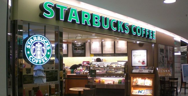 Посетители Starbucks смогут расплачиваться биткойнами