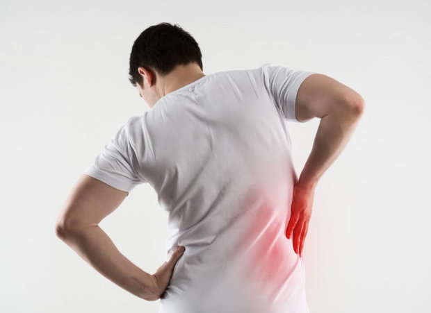 Избавиться от боли в спине за 20 секунд реально: простое упражнения