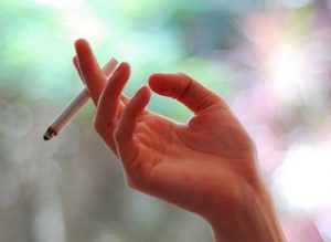 Для женщин курение даже вреднее, чем для мужчин – исследование