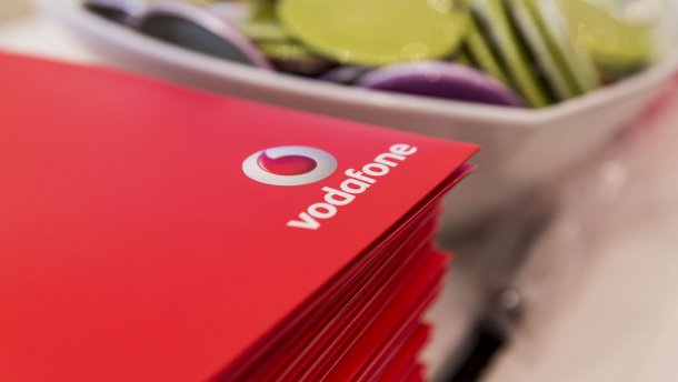 Vodafone Ukraine покупает азербайджанский оператор, – СМИ