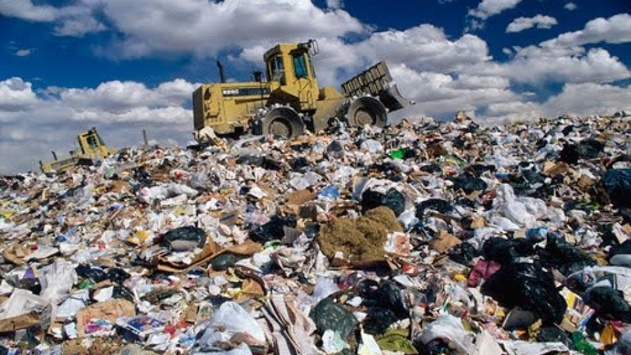 Greenpeace: в Мировой океан в среднем ежеминутно попадает один грузовик с мусором