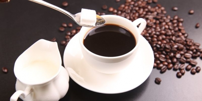Кофе и сахарозаменитель - вещи несовместимые: в чем проблема