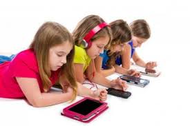 Глупеют ли дети от смартфонов - мнение ученых