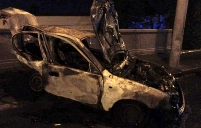 Сгоревшее авто, погибшие и пострадавшие: ночное ДТП с участием полиции на Московском проспекте (фото)