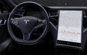 Власники Tesla можуть управляти чужими авто в інших країнах