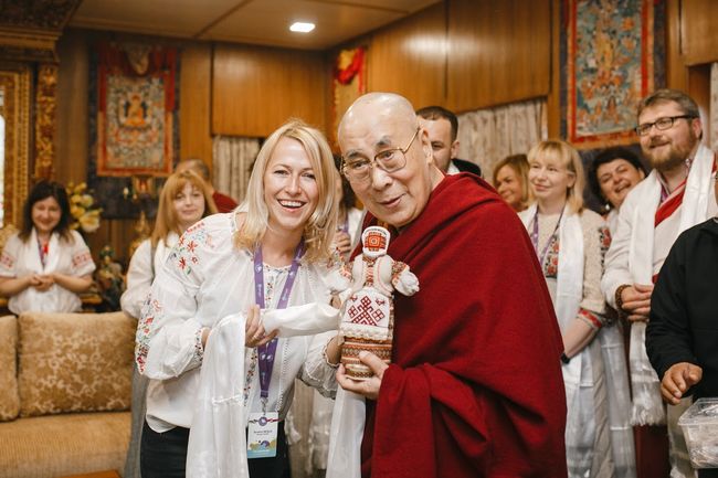 Далай-лама вперше поспілкується з харків’янами