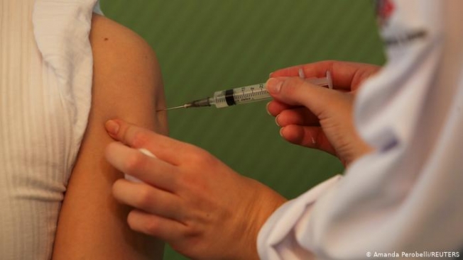 Більшість українців не готова вакцинуватися від коронавірусу - опитування