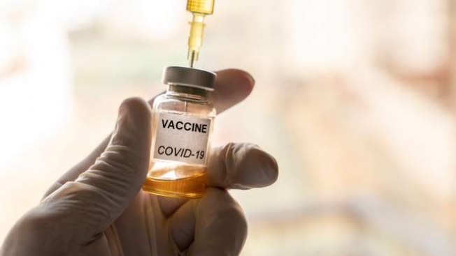 В Украине разрешили иностранные вакцины против COVID-19: Рада приняла закон