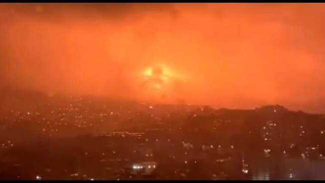 Небо в огне: мощный взрыв погрузил Ялту во тьму – эпическое видео