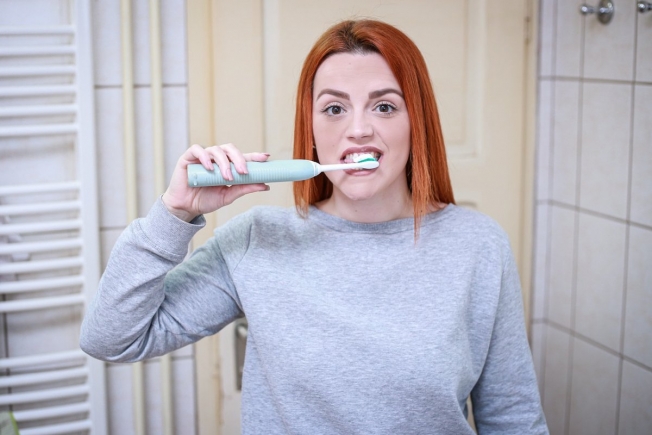 Многие с детства совершают эту ошибку: вот как нужно правильно чистить зубы