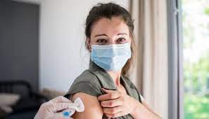 Вакцинация от COVID-19 снижает риск госпитализации и тяжелого течения болезни в 15 раз – Минздрав Украины