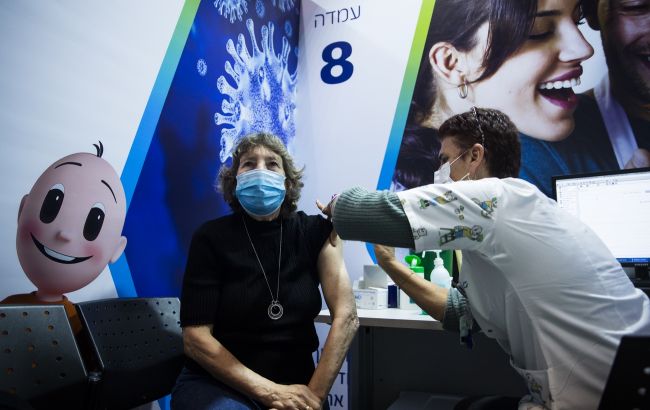 В Израиле утверждают, что третья доза COVID-вакцины защищает от Дельты