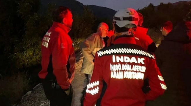 У Туреччині чоловік разом з рятувальниками шукав у лісі сам себе