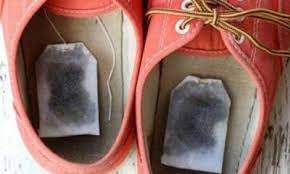 Как можно устранить неприятный запах обуви