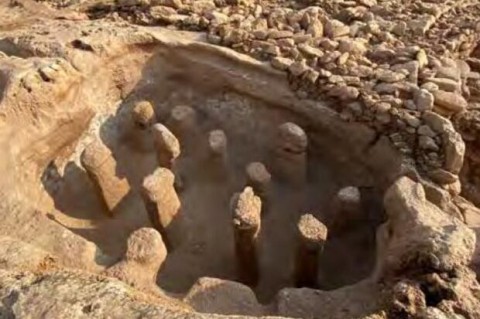 Необычная находка: в Турции археологи раскопали столбы в виде фаллосов возрастом 11 тысяч лет