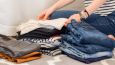 Избавляемся от неприятных пятен: как отчистить следы от пота из любой одежды