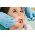 Стоматологи нашли способ лечить зубы без бормашин и пломб 