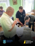 НАБУ і САП затримали депутата Рівненської облради на хабарі у 1200 доларів