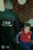 СБУ затримала батька з сином, які готували ракетні удари по Україні та хоронили рештки окупантів
